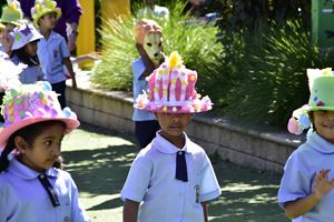 2021-easter-hat-parade-9