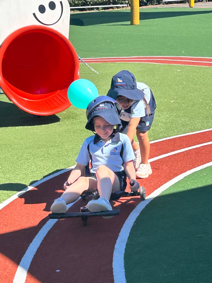 176022598337143_848137474458982-1