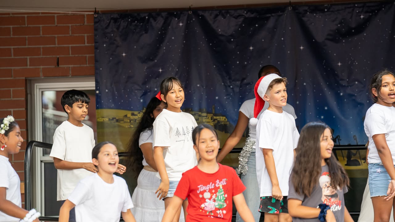 176022598337143_869003569039039-1