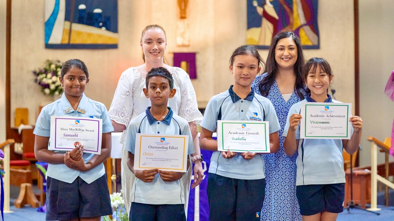 176022598337143_871211858818210-1