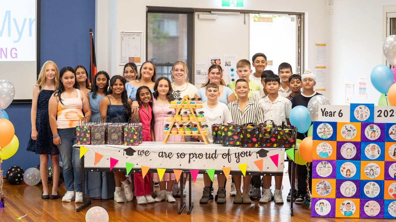 176022598337143_873416571931072-1