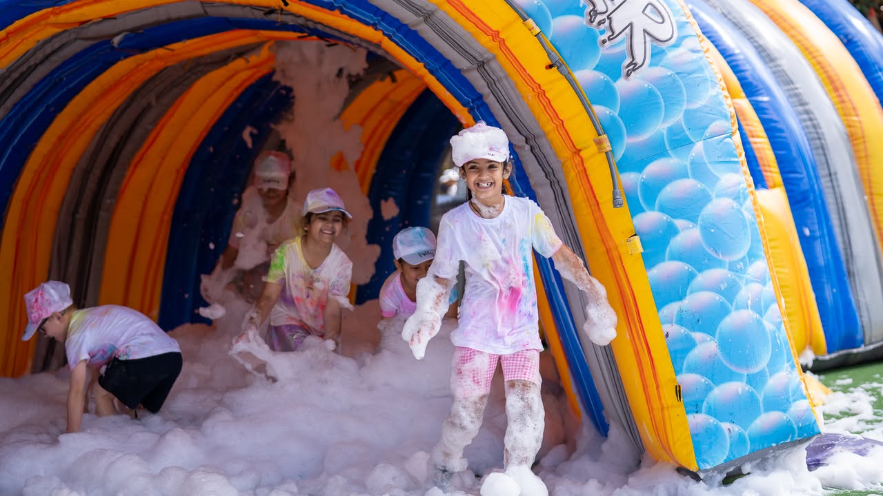 176022598337143_875062011766528-1