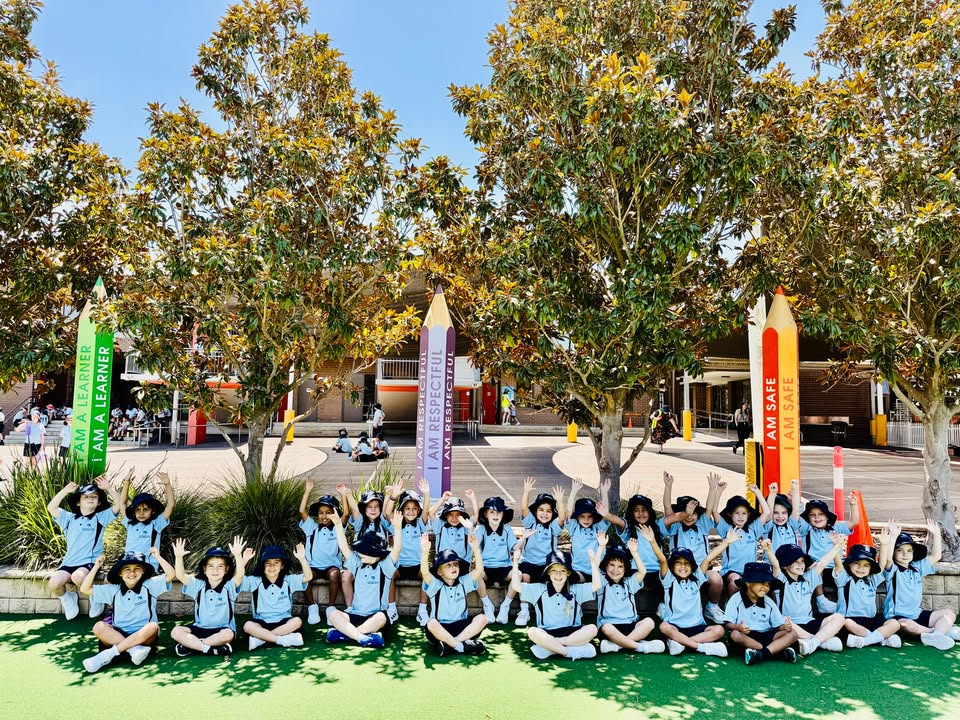 176022598337143_912058108066918-1