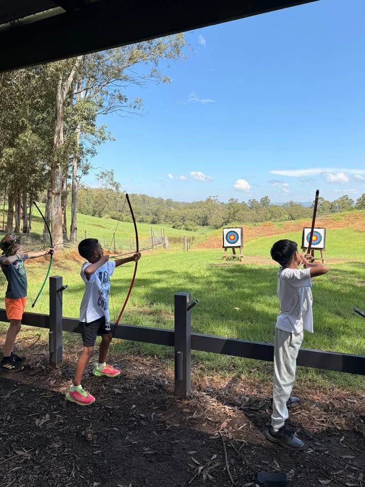 176022598337143_916514834287912-1