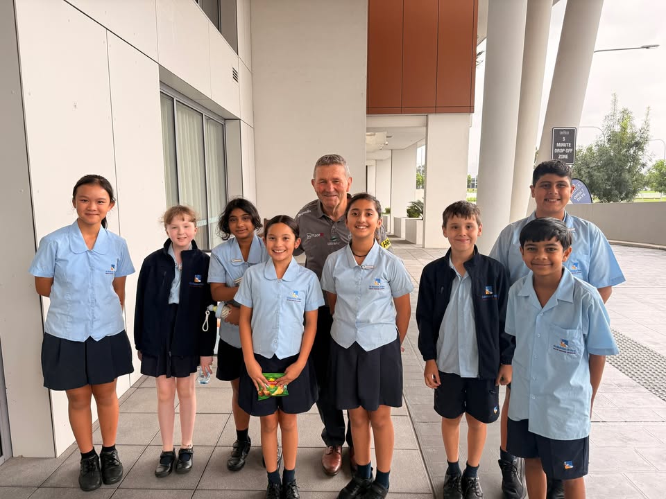 176022598337143_939344778671584-1