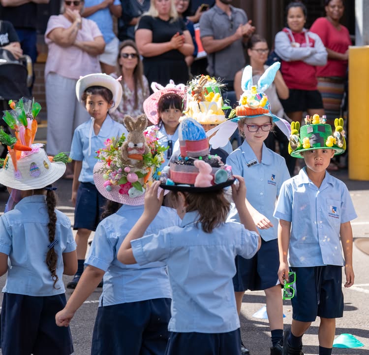 176022598337143_957618936844168-1