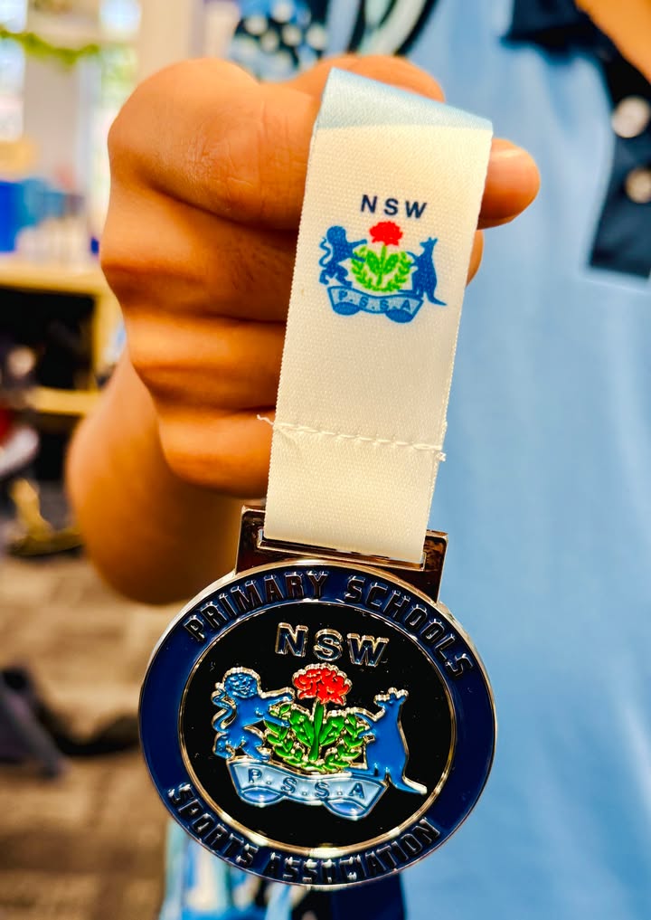 176022598337143_1131670006105726-1